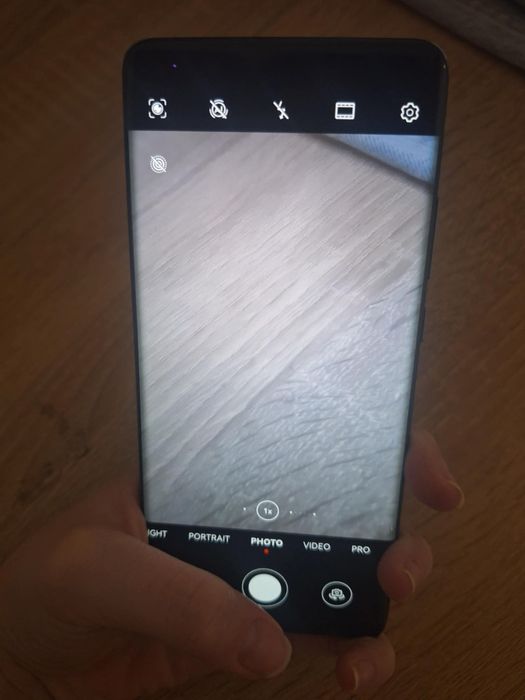 Продавам Huawei P40 Pro 256GB – отлична производителност