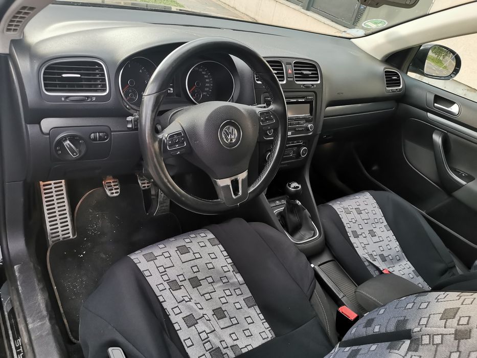 Vând Golf 6 an 2012