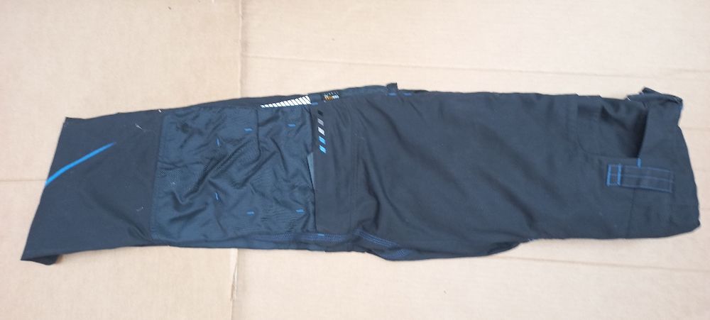 Salopetă, pantalon și geacă Engelbert Strauss