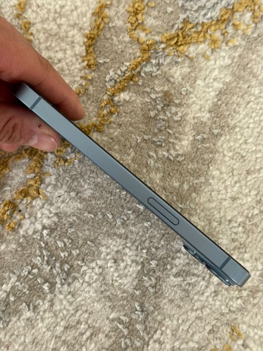 iPhone 14 128GB всё работает идеально