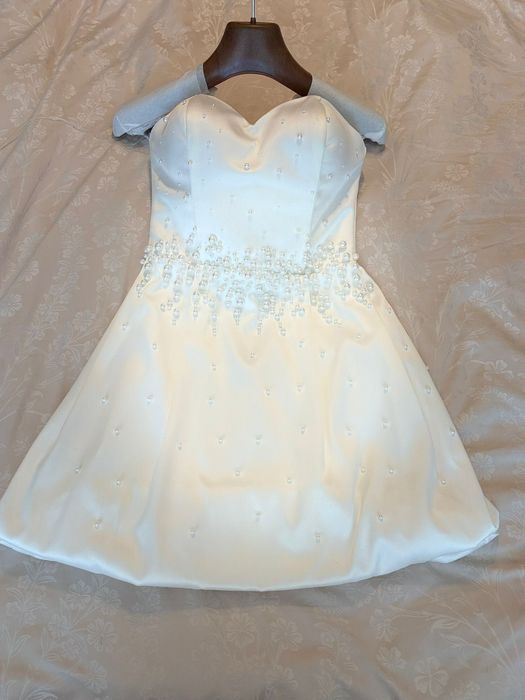Rochie tafta alba perle