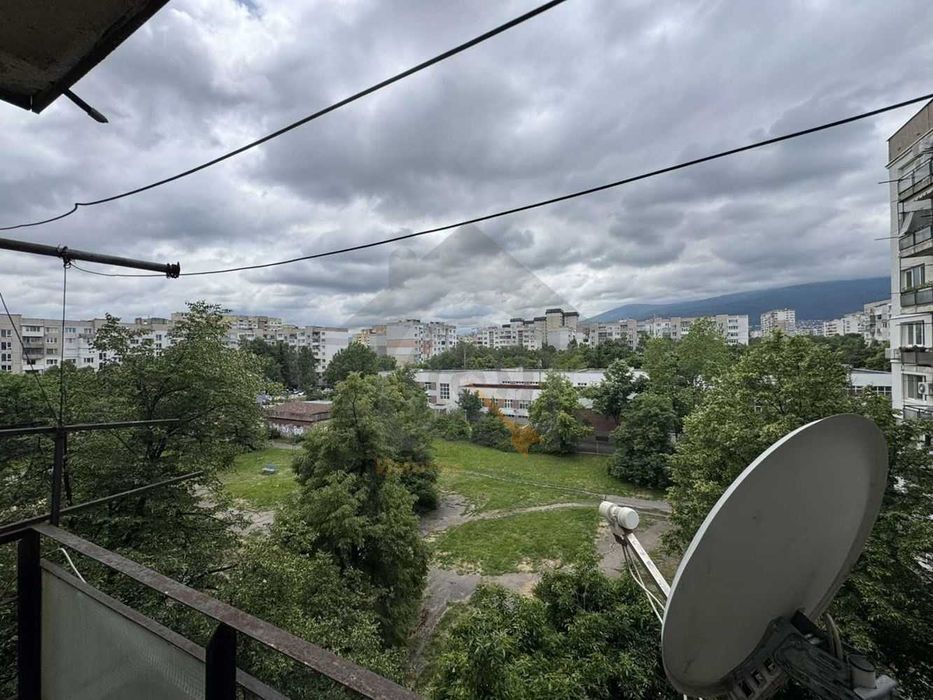 Дава се под наем Тристаен апартамент в София, Младост 2 - 84 кв.м за 200000 € - Снимка #12