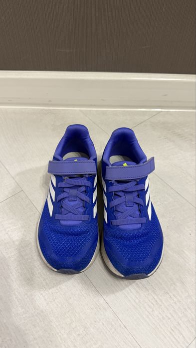 Кроссовки Adidas 30 и 33 рр