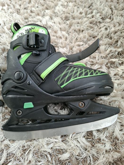 Patine si role  reglabile  29 ,30,31,32,33