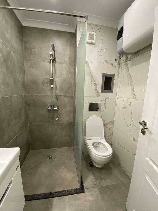 Продава се Едностаен апартамент в Пловдив, Център - 55 кв.м за 765 €/кв.м - Снимка #2