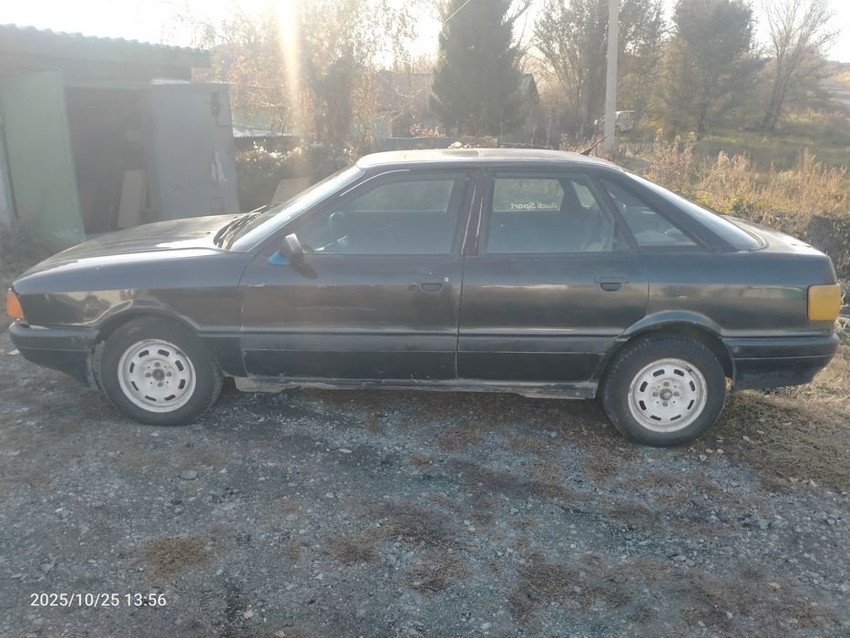 Продам машину audi 80 b3