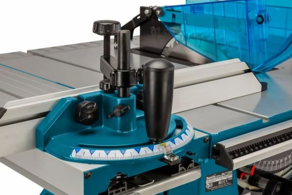 Настолен циркуляр Makita MLT100N  НОВ!!!
Настолен циркуляр MAKITA MLT100 е прецизен и мощен настолен циркуляр с мощност 1500W. Спирачка на мотора, п