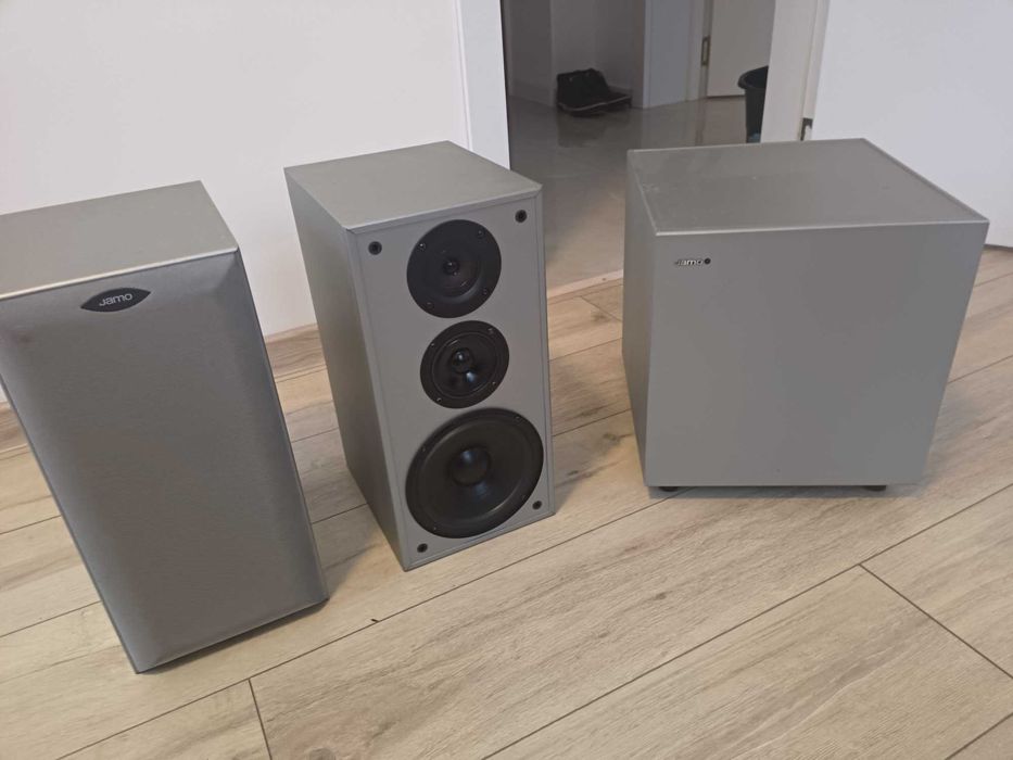 Сет Jamo тонколони усилвател