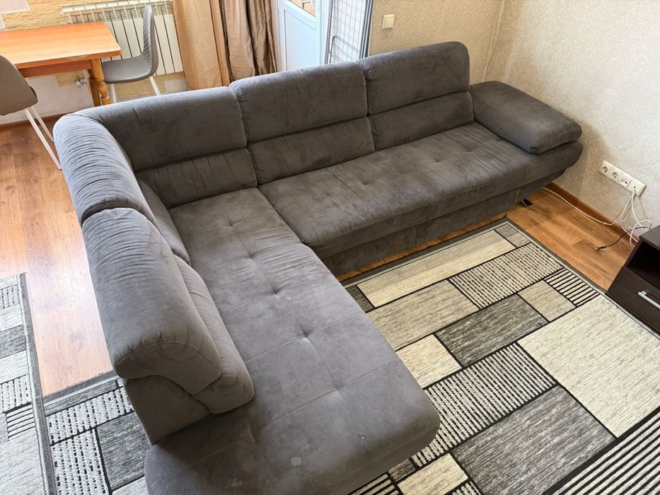 продается диван срочно