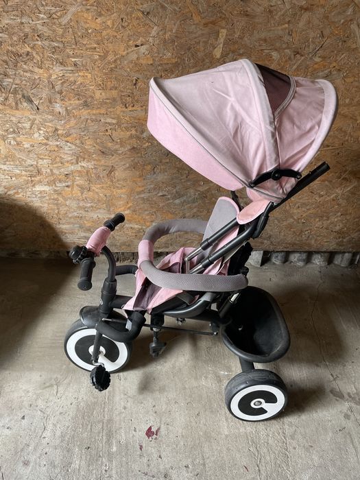 Vand tricicleta  pentru copii în stare foarte bună