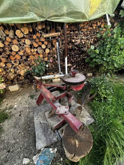 Vând tractoru japonez mitubisi MT18 4x4