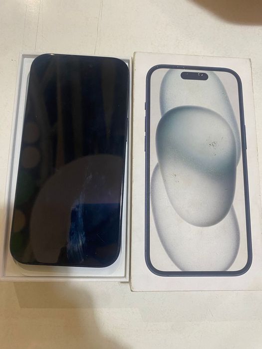 Продам айфон 15 128 гб