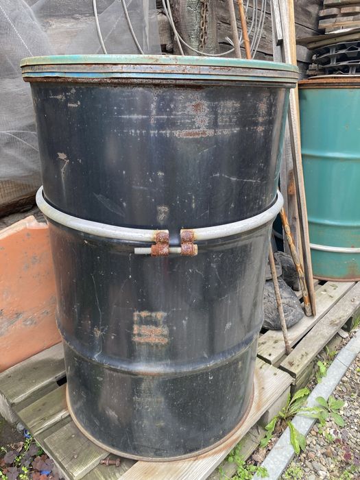 Продам бочки 200 литровые