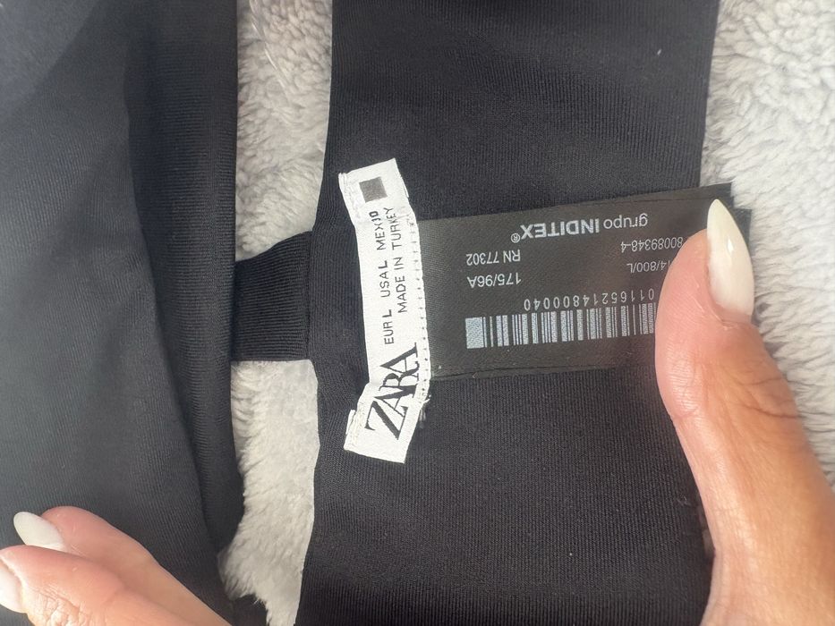 Топ на Zara  с камъни