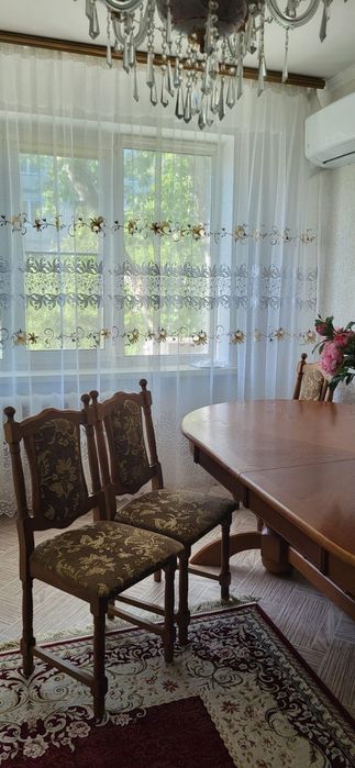 Продам стол со стульями