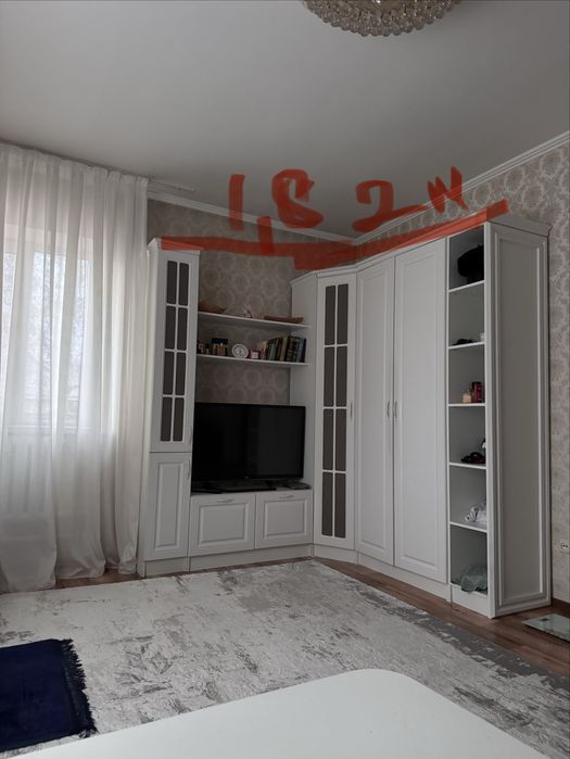 шкаф для  дома угловой