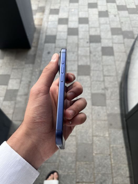 Продам Iphone 17 Pro 256gb E-sim