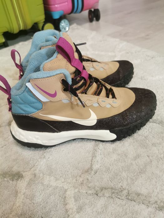 Топли боти Nike Terrascout