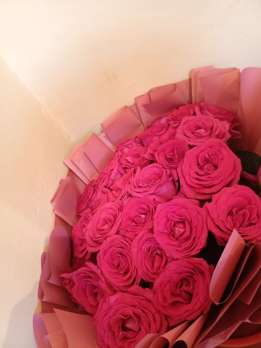 Цветы 31-35шт розы