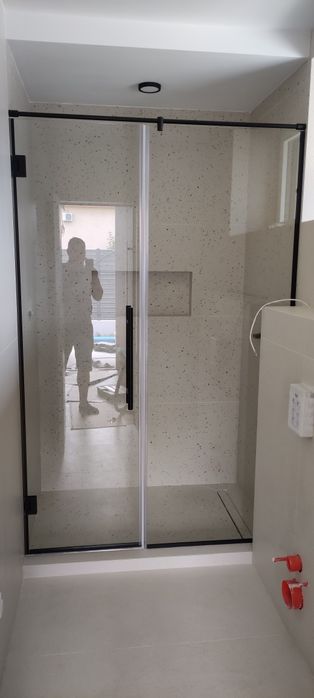 Cabine de dus si paravane din sticla securizata