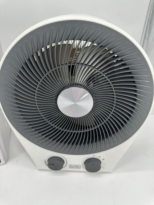 Вентилаторна печка Black+Decker BXFSH2000E, 2000 W, 2 степени на мощно