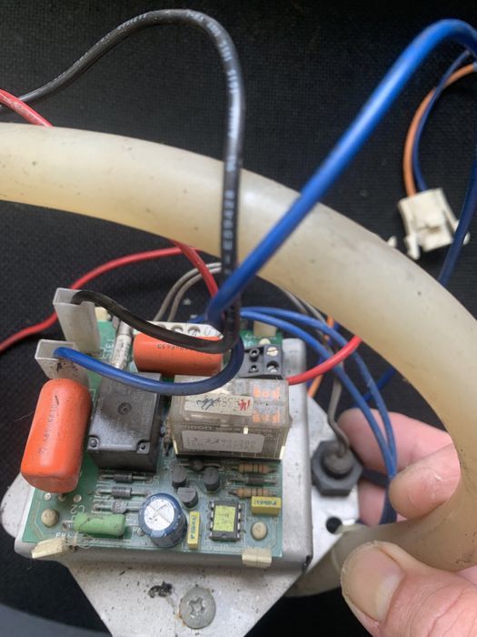 Pompa condens ventiloconvector