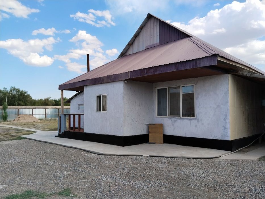 Дом рядом с  трассой