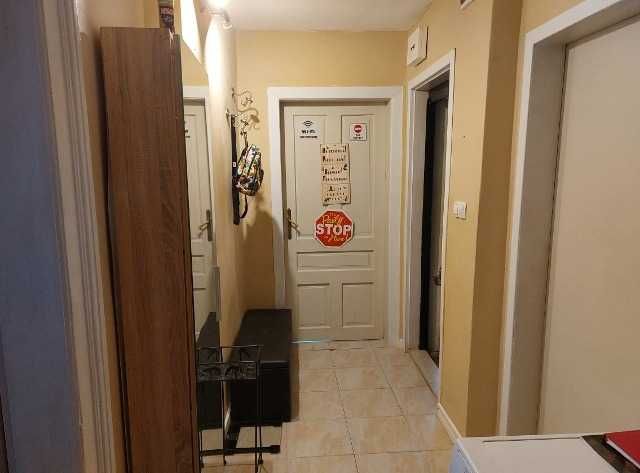 Дава се под наем Тристаен апартамент в София, Център - 67 кв.м за 480 € - Снимка #2