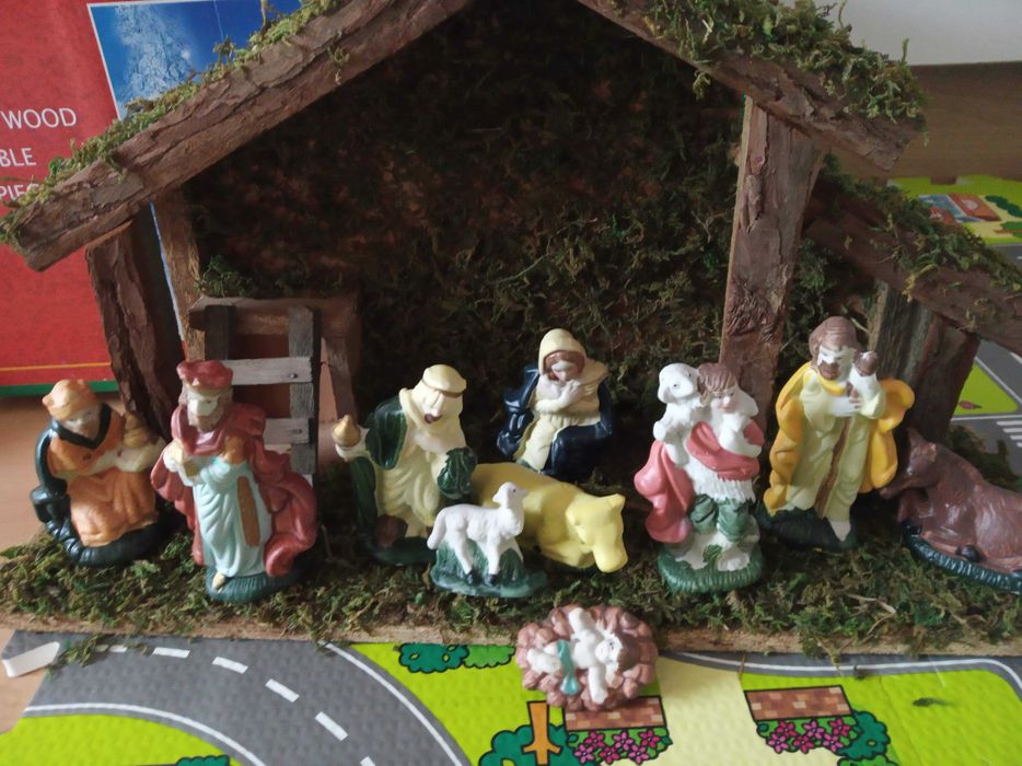 Коледен сет, репродукция