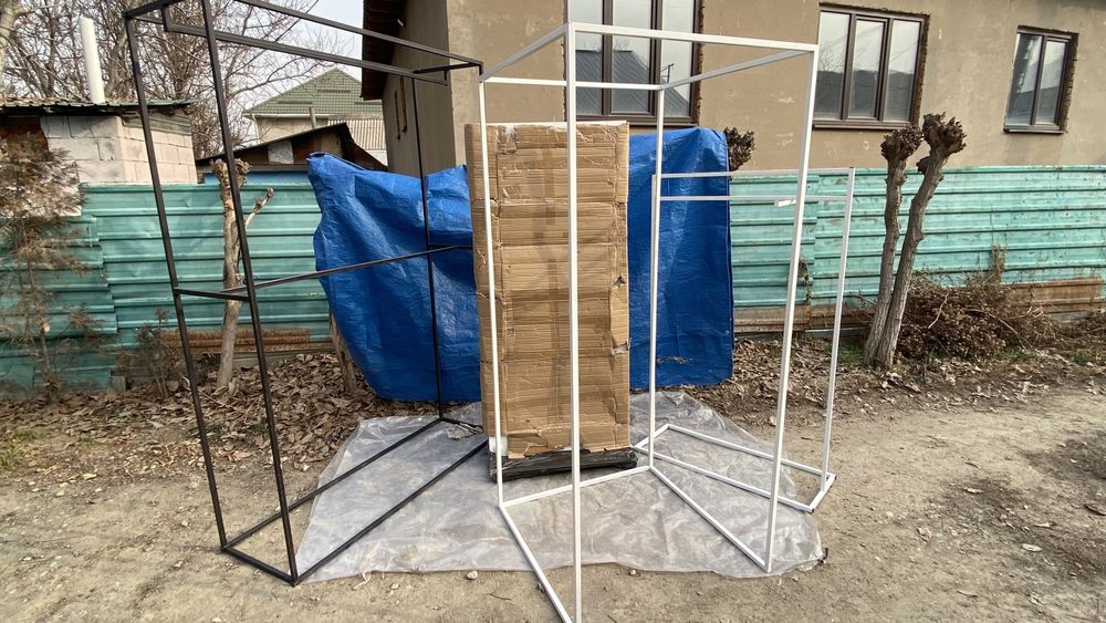 зеркало на колесиках с подсветкой