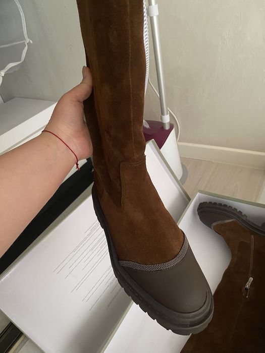 Күздік етік сатылады