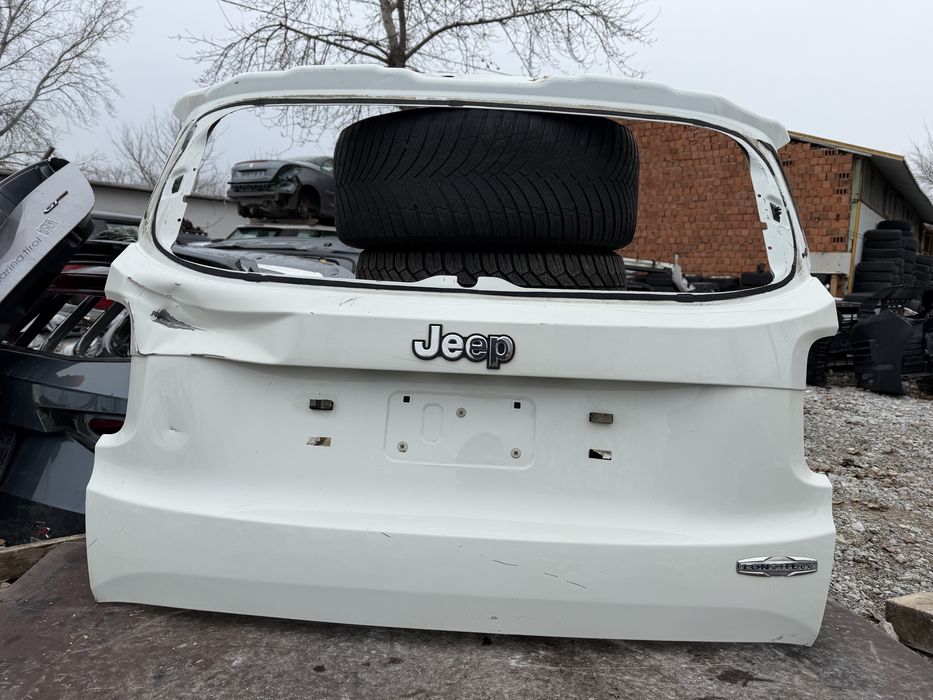 Капак Jeep Renegade