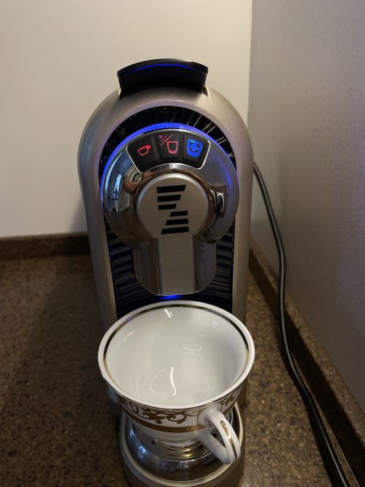 Кофемашина  Zepter Ze-Presso