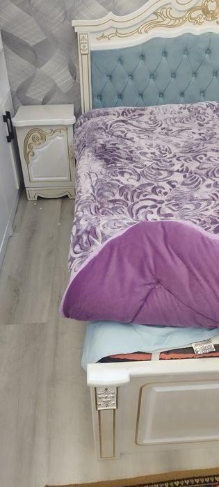 Спальный гарнитур .