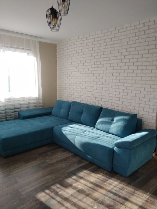 Chirie apartament cu o camera, are loc in parcare subterana inchisa