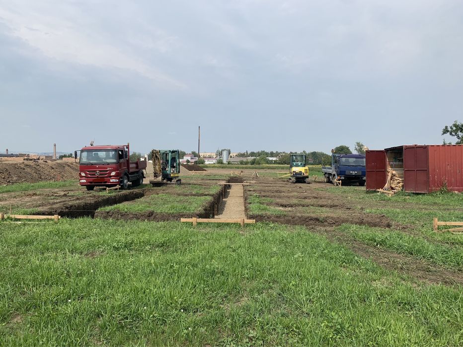 Închiriez excavator, miniexcavator, bascula, picon