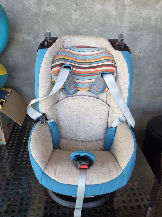 Scaun auto Maxi-Cosi, inserție colorată, stare bună