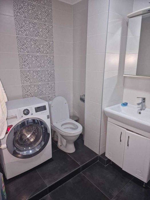Дава се под наем Двустаен апартамент в София, Младост 1 - 67 кв.м за 399 € - Снимка #3