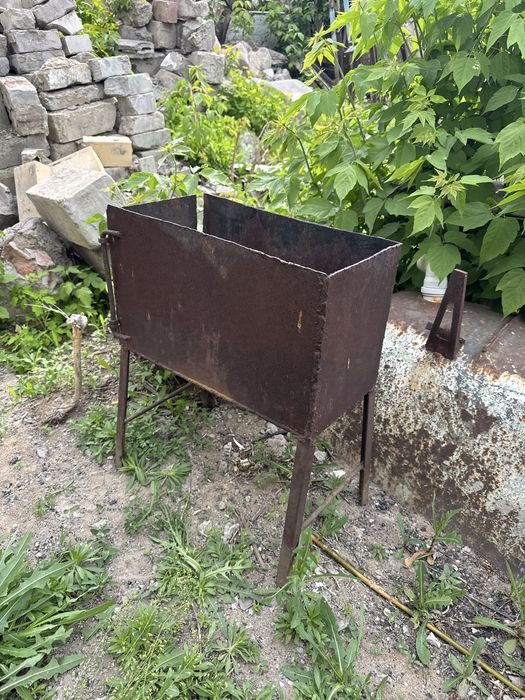 Мангал для жарки шашлыка