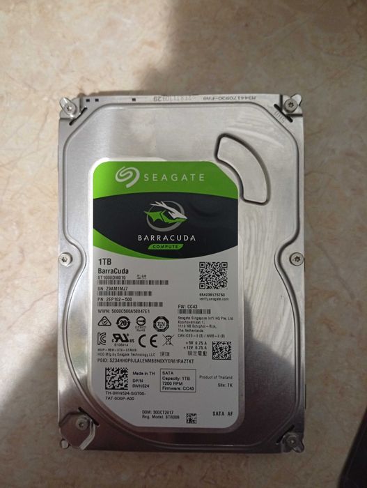 продавам хард диск 1TB за компютър