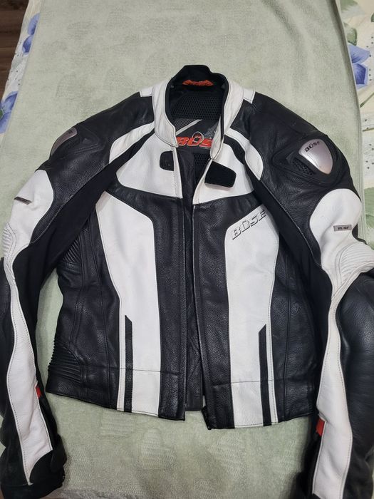 Продавам яке размер 48