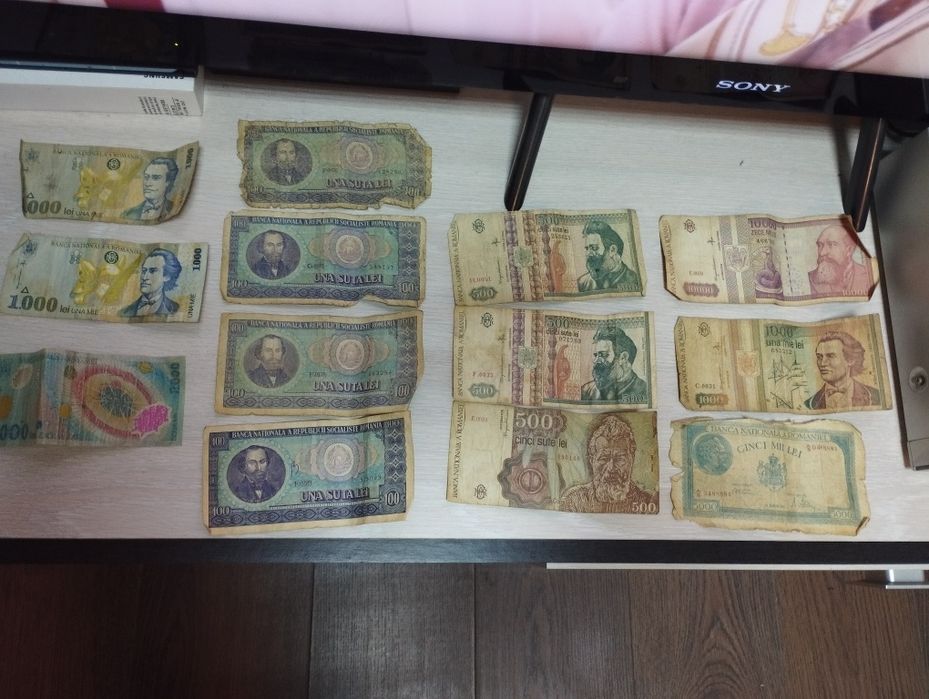 Bancnote și monede vechi, Românești, de colecție