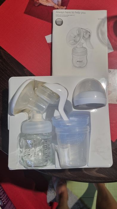 Стерилизатор за микровълнова PHILIPS AVENT с подарък 2 шишета и помпа