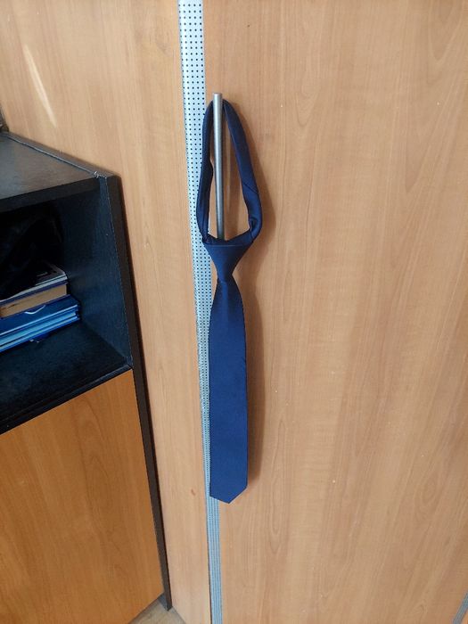 Продаю солидные галстуки