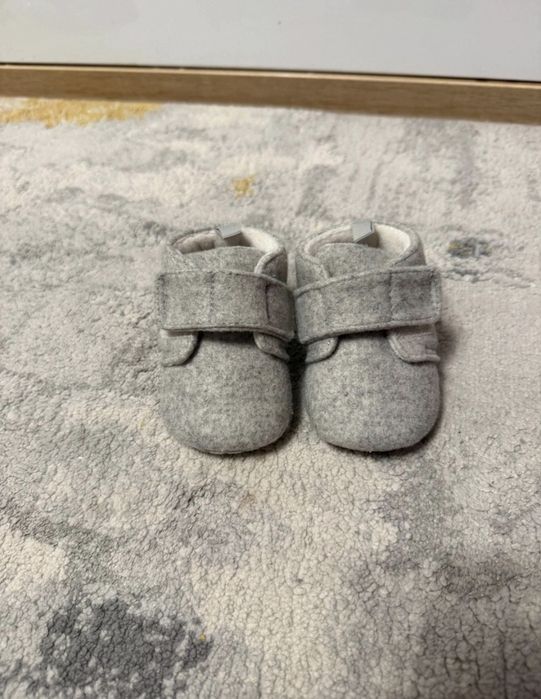 Pantofi H&M bebelusi