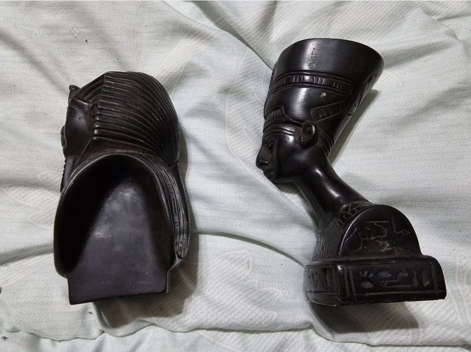 Regina Nefertiti si Tutankhamon Busturi din piatra de bazalt