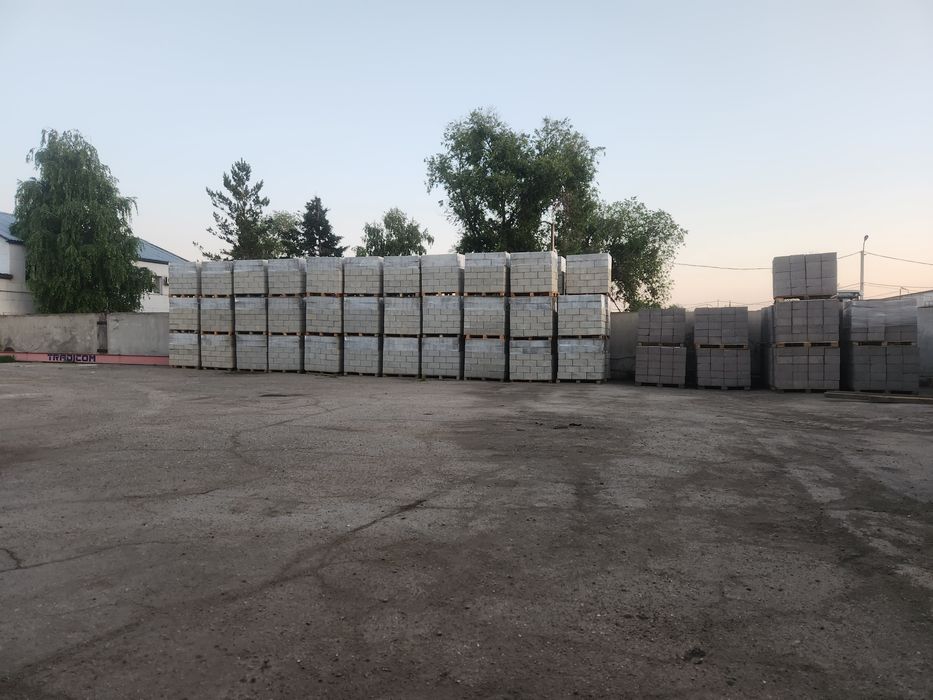 Сдам базу в аренду на длительный срок.