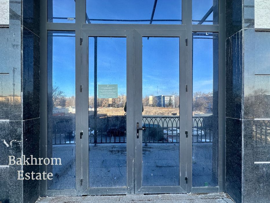Офис • 202 м² • 4,2 метра до потолка • Юнусабад-12, до метро 100 шагов