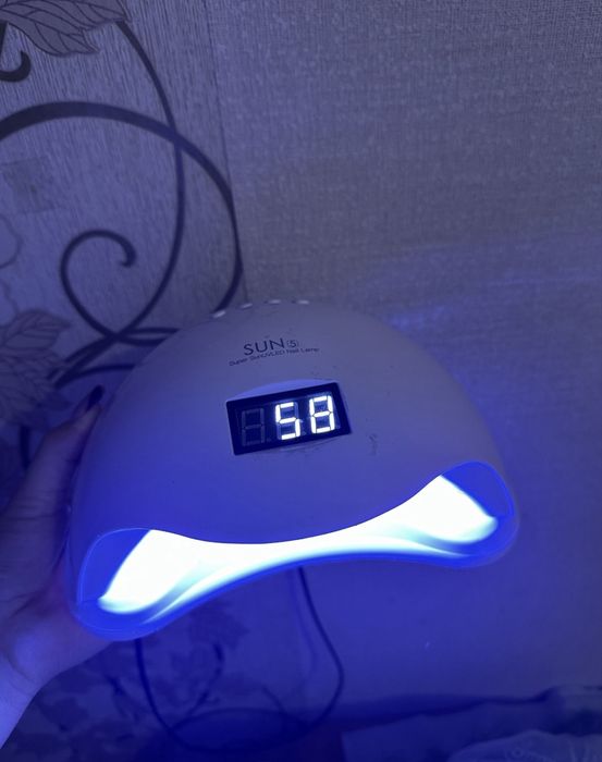 Лампа для маникюра