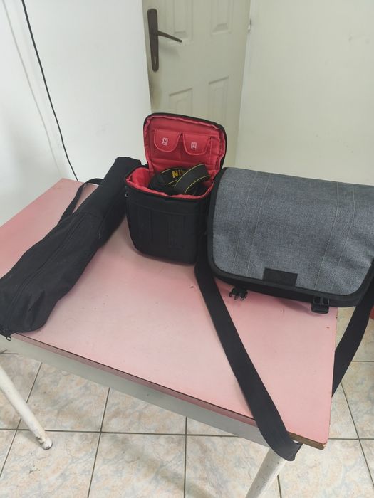 Aparat Foto  cu trepied blix extern.